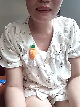 Snapshot of -Trici- chatting on June 2026 03:25:01 AM -Trici- online show from June 2026 03:25:01 AM