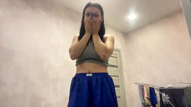 AiEsquer online show from June 2026 07:19:02 PM