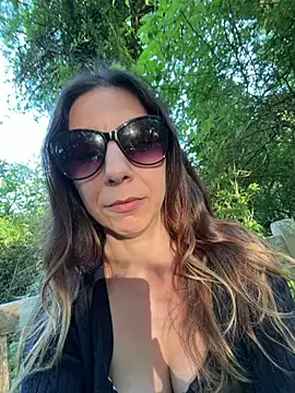 Snapshot of GirlNextDoorBianca chatting on June 2026 06:56:01 PM GirlNextDoorBianca online show from June 2026 06:56:01 PM