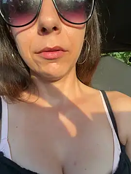 Snapshot of GirlNextDoorBianca chatting on July 2026 06:57:02 PM GirlNextDoorBianca online show from July 2026 06:57:02 PM