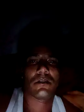 Snapshot of KingNaheed02 chatting on May 2026 07:33:01 PM KingNaheed02 online show from May 2026 07:33:01 PM