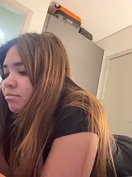 daniniescobar online show from May 2026 10:54:01 AM