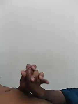 Snapshot of Dante_Rex chatting on May 2026 05:42:04 PM Dante Rex online show from May 2026 05:42:04 PM
