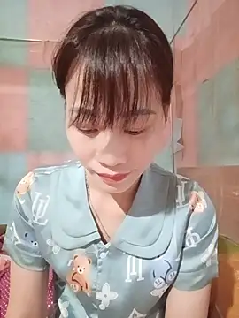 Snapshot of Logii_x chatting on May 2026 03:32:01 PM Logii x online show from May 2026 03:32:01 PM