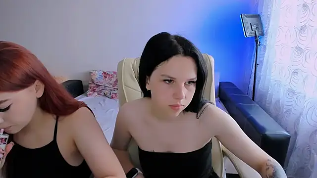 Snapshot of Adelina_xxx chatting on June 2026 09:36:02 AM Adelina xxx online show from June 2026 09:36:02 AM