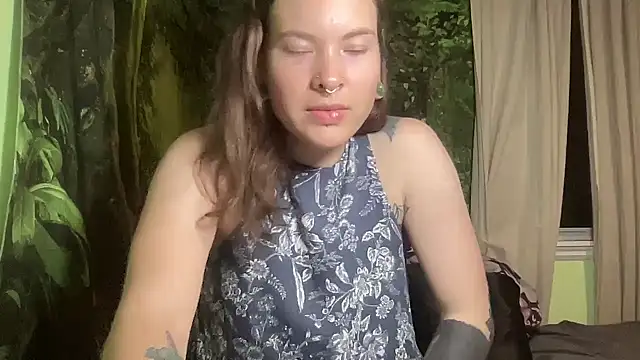 mo0ngoddess online show from September 2025 02:57:02 AM