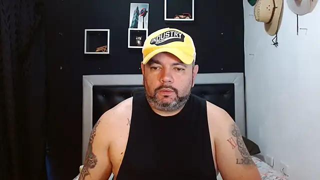 perverseveteranmanxxx online show from February 2025 02:32:01 PM