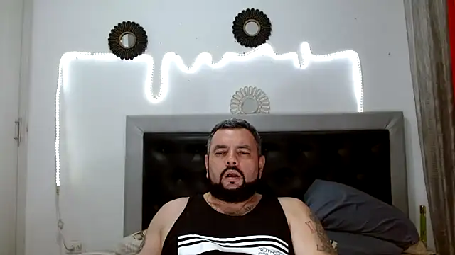 perverseveteranmanxxx online show from September 2025 04:16:02 AM