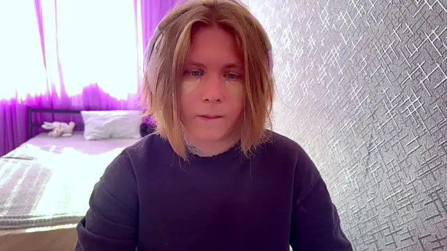 Snapshot of Hirtay chatting on June 2026 02:01:01 PM Hirtay online show from June 2026 02:01:01 PM