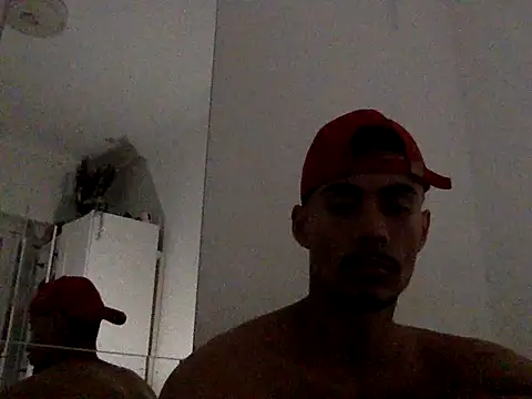 Snapshot of Alisson4361 chatting on June 2026 02:45:02 AM Alisson4361 online show from June 2026 02:45:02 AM