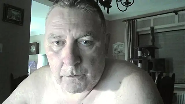 edje59a online show from October 2025 06:43:01 AM