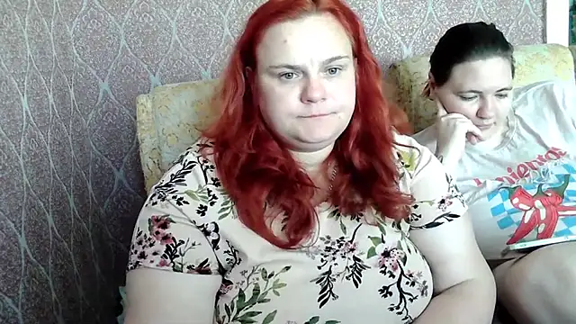 TiffanyLenee online show from May 2026 10:36:01 AM