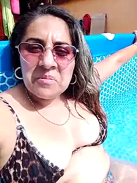 Antoniasweet online show from June 2026 01:58:02 PM
