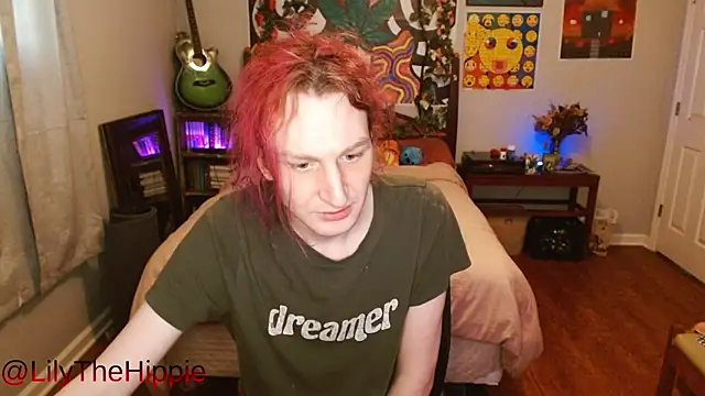 lilythehippie online show from May 2026 05:32:02 PM