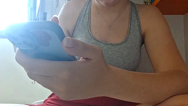 Foxyyy69 online show from June 2026 12:07:02 PM