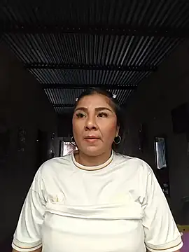 Snapshot of noemy-25 chatting on May 2026 06:31:02 PM noemy-25 online show from May 2026 06:31:02 PM