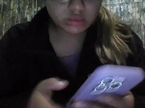 Snapshot of BabyCinnamon1 chatting on May 2026 02:18:01 AM BabyCinnamon1 online show from May 2026 02:18:01 AM