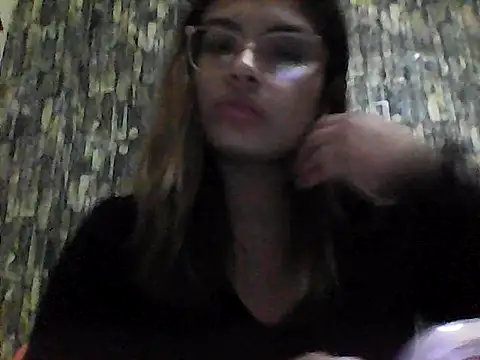 Snapshot of BabyCinnamon1 chatting on June 2026 02:53:01 AM BabyCinnamon1 online show from June 2026 02:53:01 AM