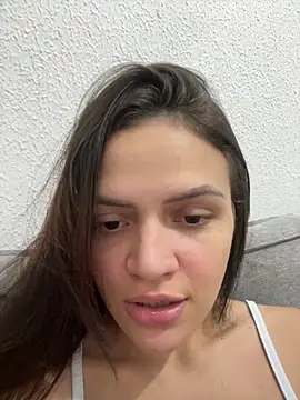Snapshot of Sarah__hot chatting on June 2026 01:12:02 AM Sarah hot online show from June 2026 01:12:02 AM