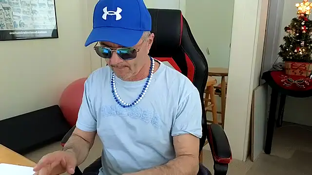 hotdadbod online show from December 2024 09:26:01 PM