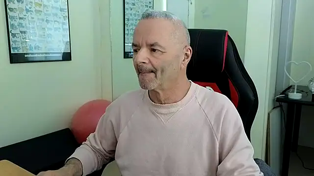 hotdadbod online show from January 2025 07:38:01 PM