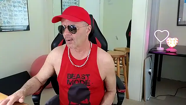 hotdadbod online show from January 2025 09:25:01 PM