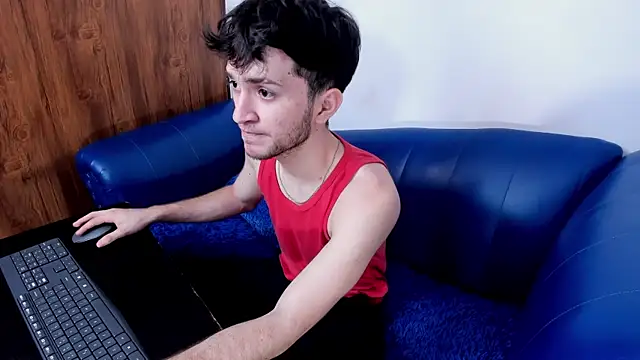 kavencastro online show from May 2026 03:35:02 AM
