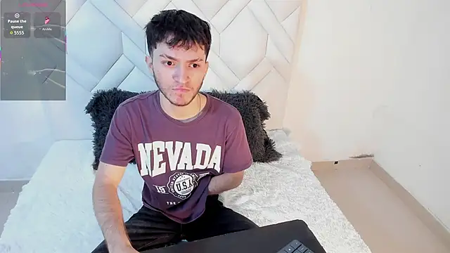 kavencastro online show from June 2026 09:15:01 PM