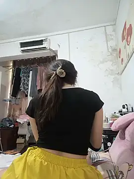 rosex-Z online show from May 2026 06:20:01 AM