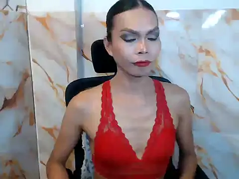 Serenamarqueza online show from June 2026 05:23:01 PM