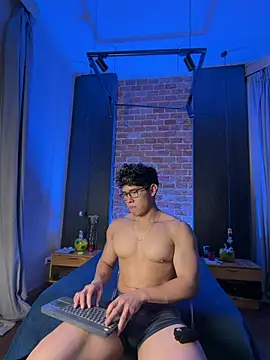 GrayAndrews online show from June 2026 11:05:01 PM