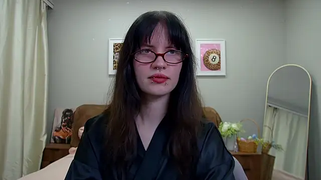 VivianCaro online show from May 2026 06:37:02 PM