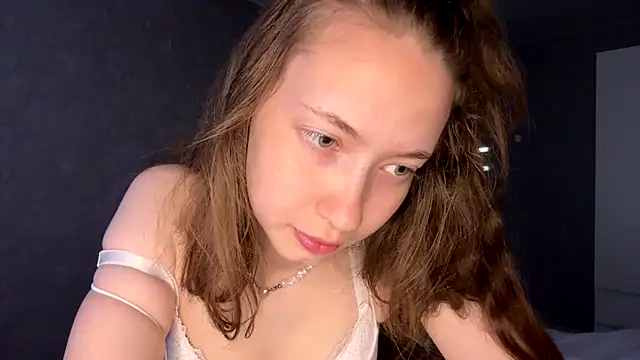Emily Mur  online show from June 2026 05:10:02 AM