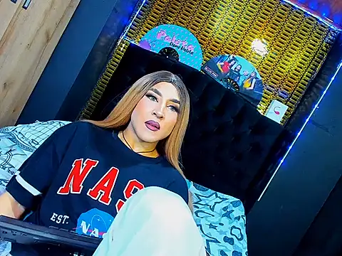 Georgina giio  online show from May 2026 04:52:01 AM