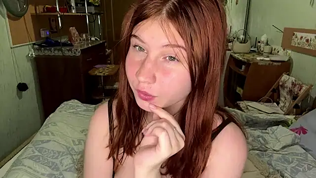 EmmaLovelyBB online show from June 2026 06:40:02 PM