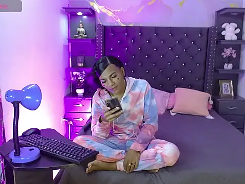 Snapshot of dani_exmixt chatting on May 2026 04:31:02 AM dani exmixt online show from May 2026 04:31:02 AM