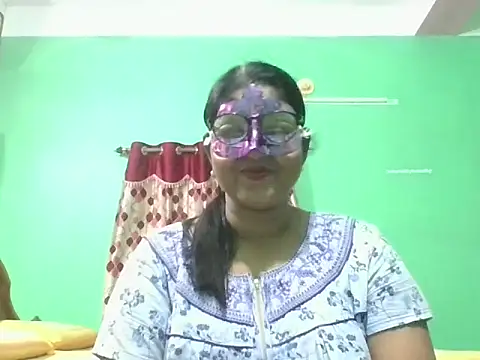 Snapshot of Kavya17 chatting on June 2026 01:15:02 PM Kavya17 online show from June 2026 01:15:02 PM