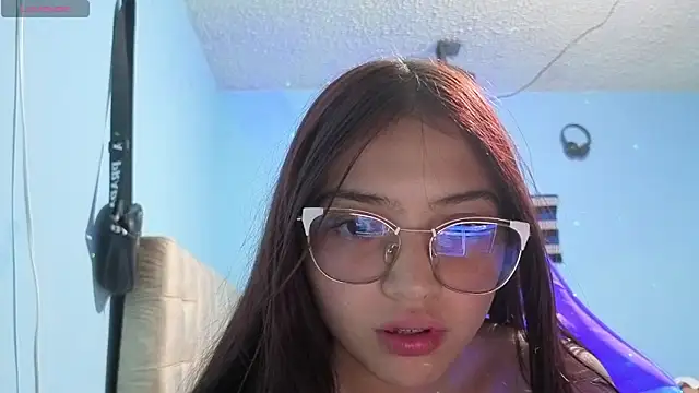 Snapshot of nina_hot59 chatting on May 2026 02:51:02 AM nina hot59 online show from May 2026 02:51:02 AM