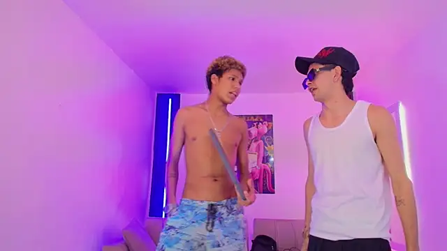 Snapshot of PharaohHeat_ chatting on June 2026 04:28:01 AM PharaohHeat online show from June 2026 04:28:01 AM