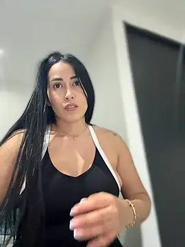 areviklusine1 online show from May 2026 12:49:01 AM