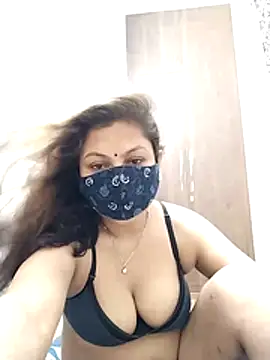 Snapshot of hot_kiran2000 chatting on June 2026 02:12:02 PM hot kiran2000 online show from June 2026 02:12:02 PM