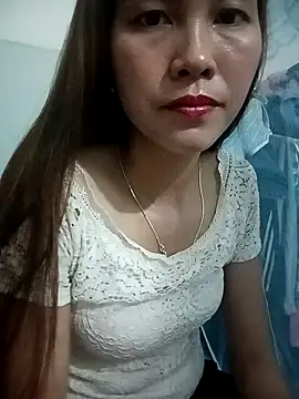 Snapshot of Suly-sweet chatting on June 2026 12:51:02 PM Suly-sweet online show from June 2026 12:51:02 PM