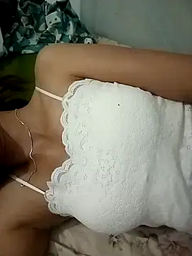 Snapshot of Suly-sweet chatting on June 2026 09:41:01 PM Suly-sweet online show from June 2026 09:41:01 PM