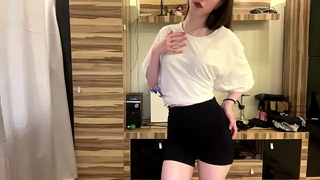 BonitaBright online show from May 2026 06:41:02 AM