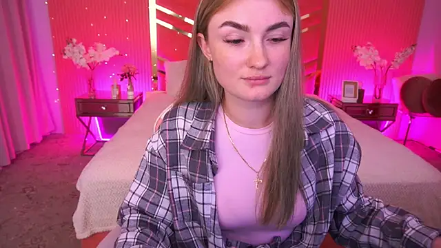 Lolly Rosee online show from May 2026 12:45:02 PM