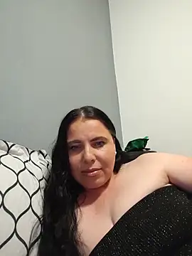 Angel and Devil couple online show from June 2026 09:38:01 PM