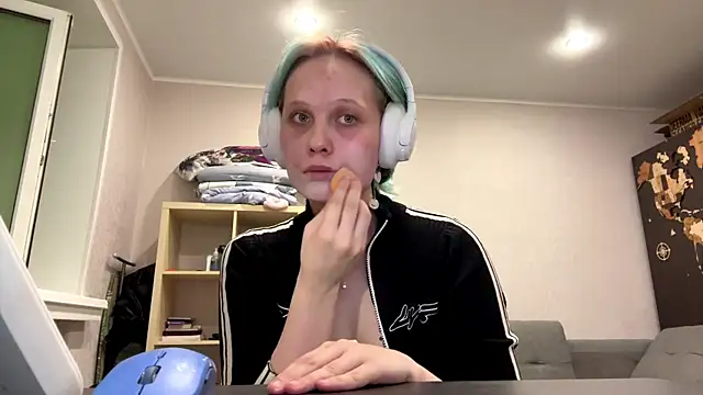 CuteLilit online show from July 2026 08:00:01 PM