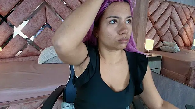 TamaraaHoney online show from June 2026 12:58:02 PM