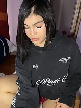 Snapshot of Emilyrosett_ chatting on May 2026 09:54:01 PM Emilyrosett online show from May 2026 09:54:01 PM