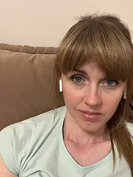Kamilochka29511 online show from May 2026 05:20:02 PM